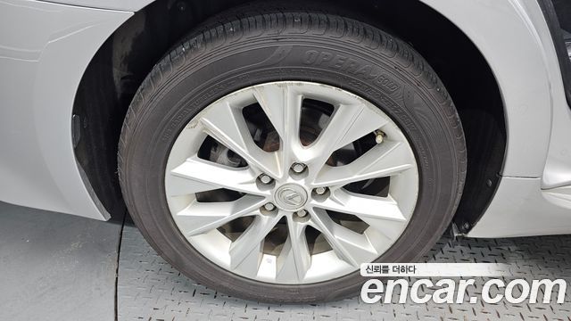 Lexus ES300h Executive XV60 2013 — фото 5