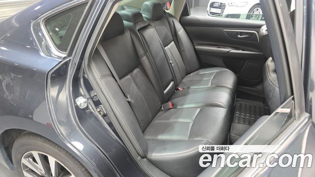 Nissan Altima 2.5 Smart L33 2018 — фото 12