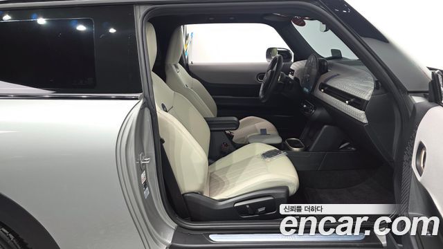 MINI Cooper S (IV) Favoured 2025 — фото 26