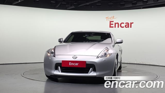 Nissan 370Z 3.7 Coupe Z34 2011 — фото 3