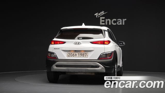 Hyundai Kona Gasoline 2.0 2WD Smart 2021 — фото 4