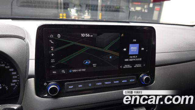 Hyundai Kona Gasoline 2.0 2WD Smart 2021 — фото 14