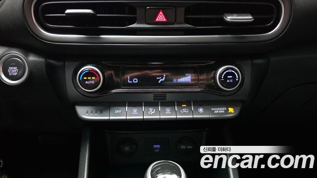 Hyundai Kona Gasoline 2.0 2WD Smart 2021 — фото 17