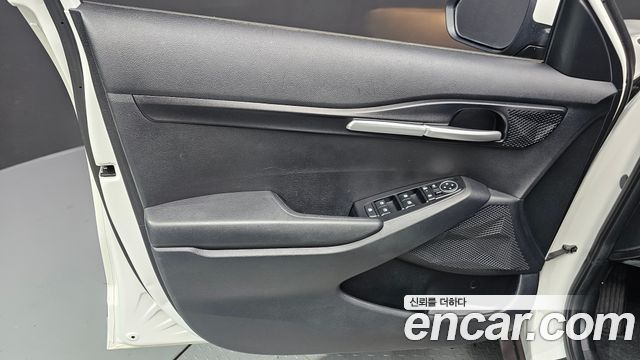 Kia Seltos Gasoline 2.0 2WD Prestige 2024 — фото 24
