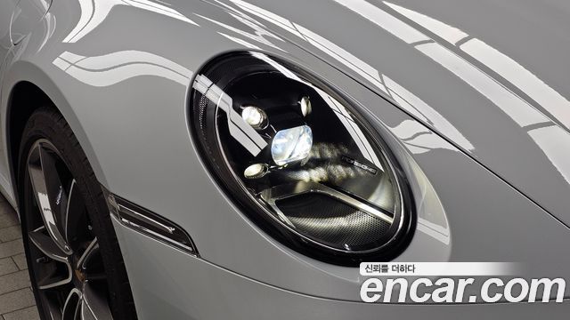Porsche 911 (992) Carrera Cabriolet 2024 — фото 22