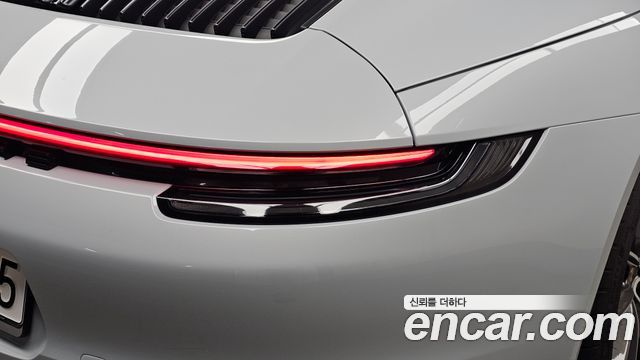 Porsche 911 (992) Carrera Cabriolet 2024 — фото 23