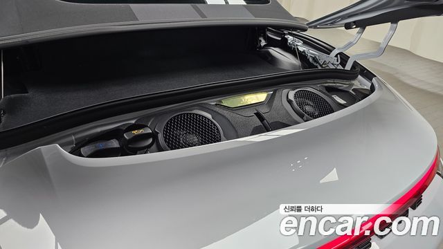 Porsche 911 (992) Carrera Cabriolet 2024 — фото 28