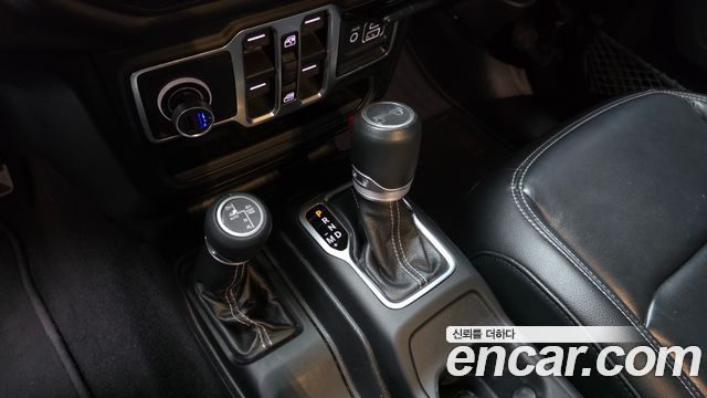 Jeep Wrangler (JL) 2.0 Overland 4Door 2019 — фото 9