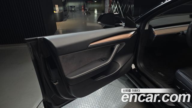 Tesla Model 3 Long Range AWD 2021 — фото 24