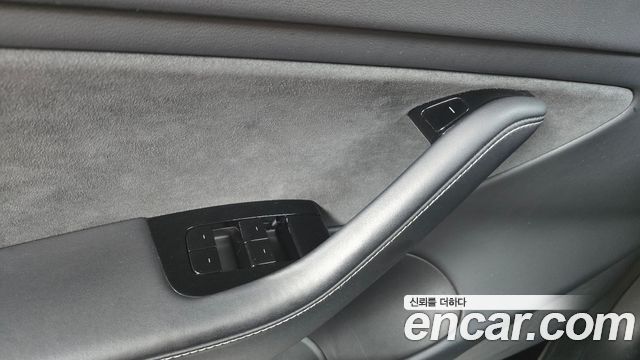 Tesla Model 3 Long Range AWD 2020 — фото 30