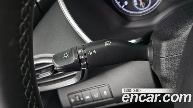 Hyundai Santa Fe Gasoline 2.5T 2WD Prestige 2022 — фото 24