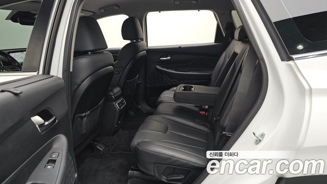 Hyundai Santa Fe Gasoline 2.5T 2WD Prestige 2022 — фото 32
