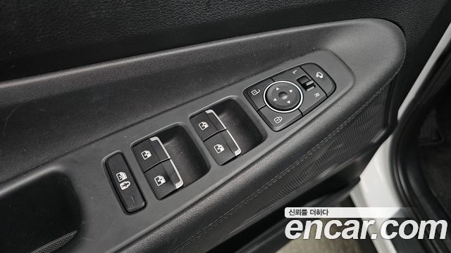 Hyundai Santa Fe Gasoline 2.5T 2WD Prestige 2022 — фото 34