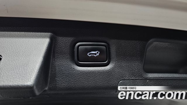 Hyundai Santa Fe Gasoline 2.5T 2WD Prestige 2022 — фото 40