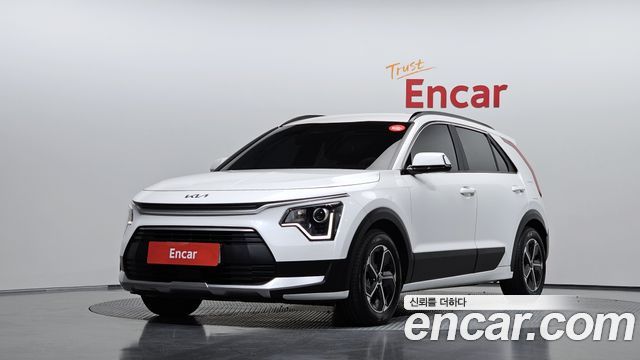 Kia Niro Prestige 2025 — фото 1