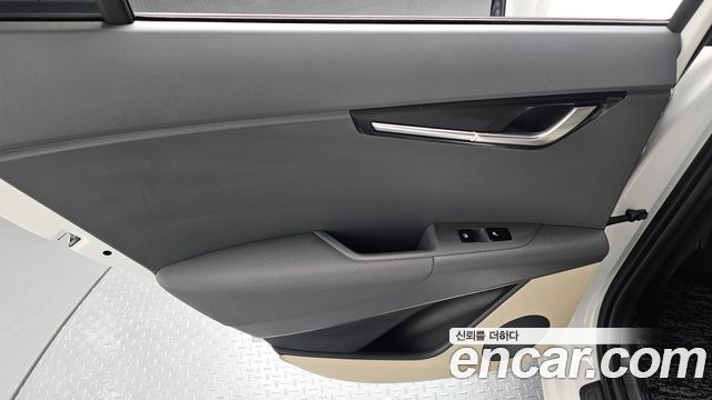 Kia Niro Prestige 2025 — фото 31