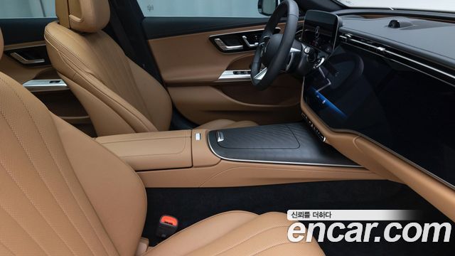 Mercedes-Benz E-Class (W214) E300 4MATIC AMG Line 2025 — фото 17