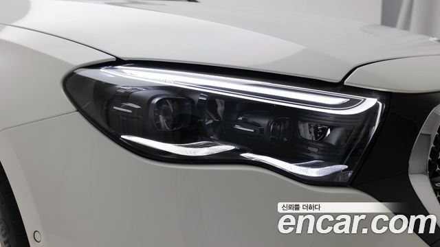 Mercedes-Benz E-Class (W214) E300 4MATIC AMG Line 2025 — фото 22
