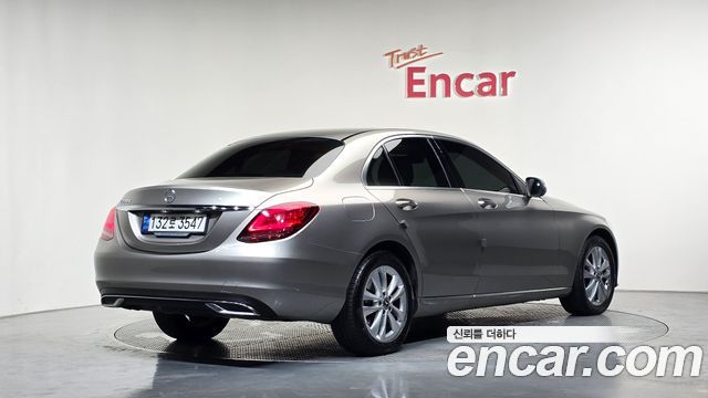 Mercedes-Benz C-Class (W205) C220 d Avantgarde 2019 — фото 2