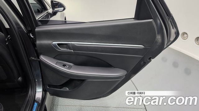 Hyundai Sonata (DN8) 2.0 Premium Plus 2022 — фото 31
