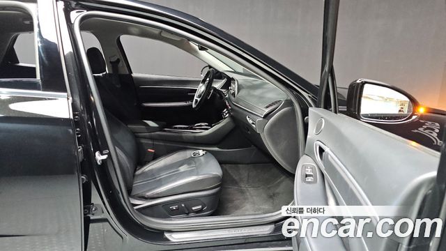 Hyundai Sonata (DN8) 2.0 Premium Plus 2022 — фото 18