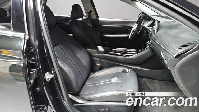 Hyundai Sonata (DN8) 2.0 Premium Plus 2022 — фото 26