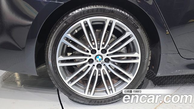 BMW 5 Series (G30) 520d M Sport Package Plus 2020 — фото 5