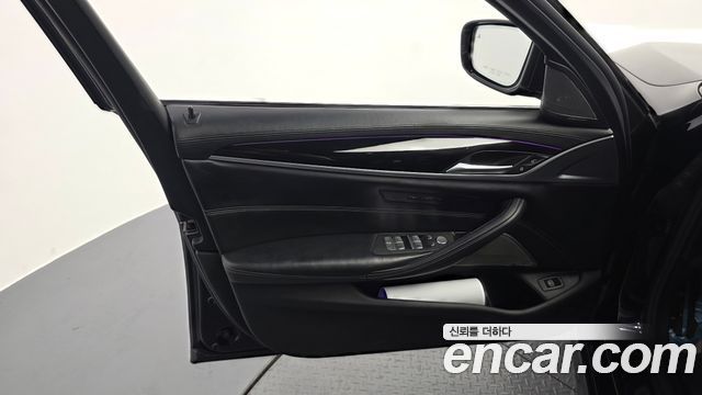 BMW 5 Series (G30) 520d M Sport Package Plus 2020 — фото 24