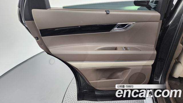 Genesis GV80 2.5T Gasoline 2WD 2023 — фото 25