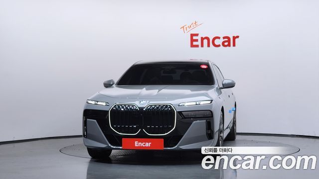 BMW 7 Series (G70) 750e xDrive M Sport 2025 — фото 3