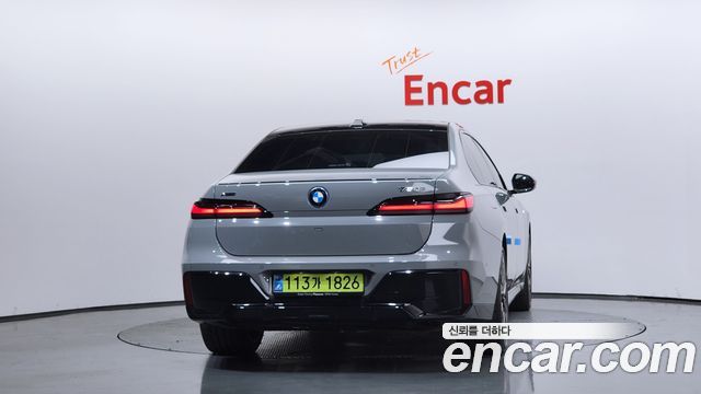 BMW 7 Series (G70) 750e xDrive M Sport 2025 — фото 4