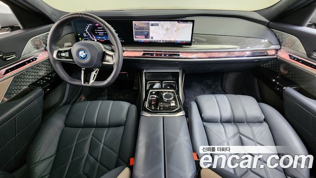 BMW 7 Series (G70) 750e xDrive M Sport 2025 — фото 7