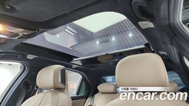 BMW 7 Series (G70) 750e xDrive M Sport 2025 — фото 16