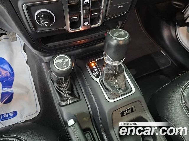 Jeep Wrangler (JL) 2.0 Overland 4Door 80th Edition 2021 — фото 8