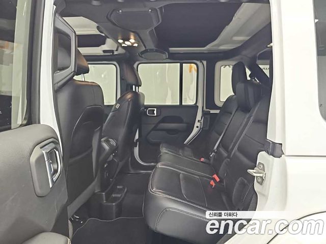 Jeep Wrangler (JL) 2.0 Overland 4Door 80th Edition 2021 — фото 16