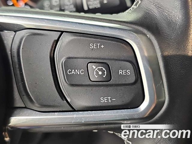 Jeep Wrangler (JL) 2.0 Overland 4Door 80th Edition 2021 — фото 21