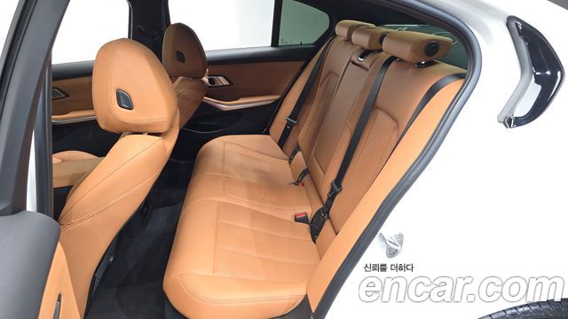 BMW 3 Series (G20) 320i M Sport 2023 — фото 11