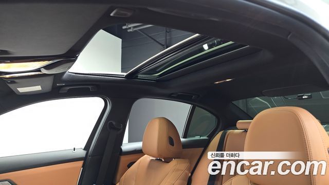 BMW 3 Series (G20) 320i M Sport 2023 — фото 17