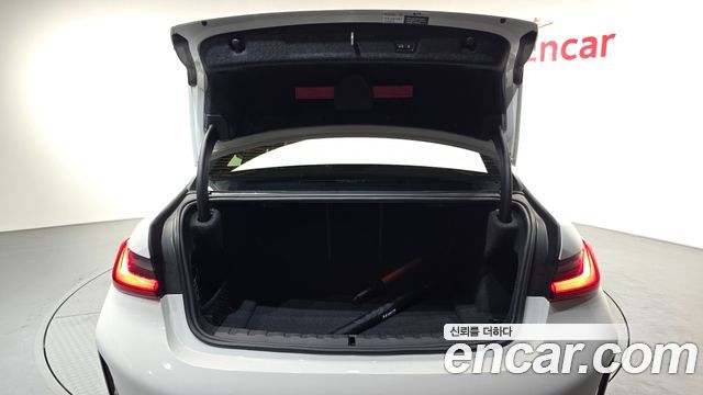 BMW 3 Series (G20) 320i M Sport 2023 — фото 19