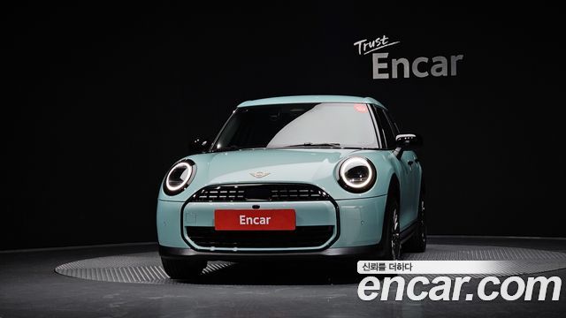 MINI Cooper C (IV) 5Door Breeze Edition 2025 — фото 3
