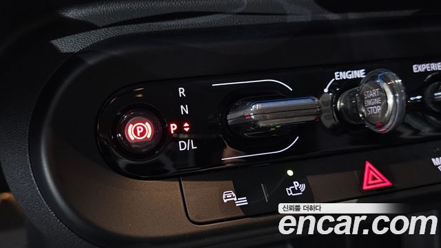 MINI Cooper C (IV) 5Door Breeze Edition 2025 — фото 9
