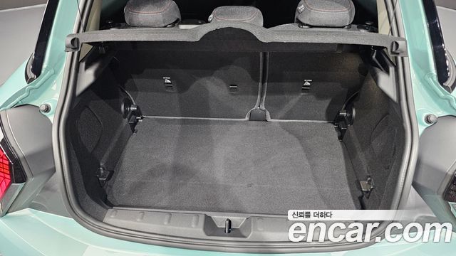MINI Cooper C (IV) 5Door Breeze Edition 2025 — фото 38
