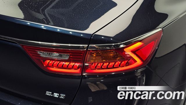 Kia K7 2.2 Diesel Noblesse 2019 — фото 23