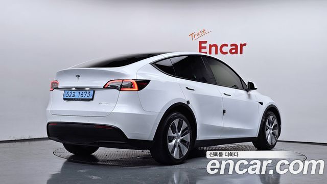 Tesla Model Y Long Range AWD 2021 — фото 2
