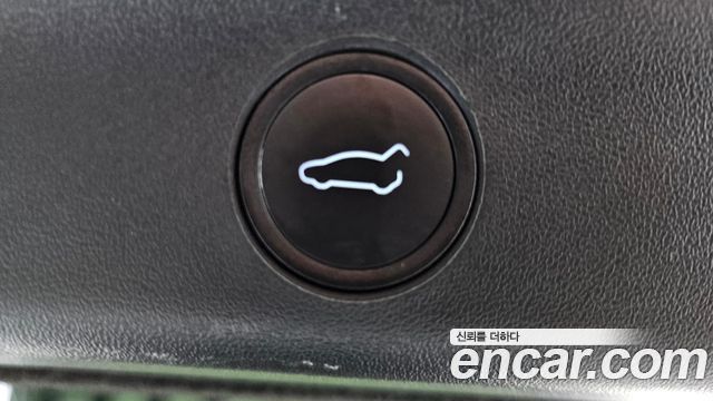 Tesla Model Y Long Range AWD 2021 — фото 16
