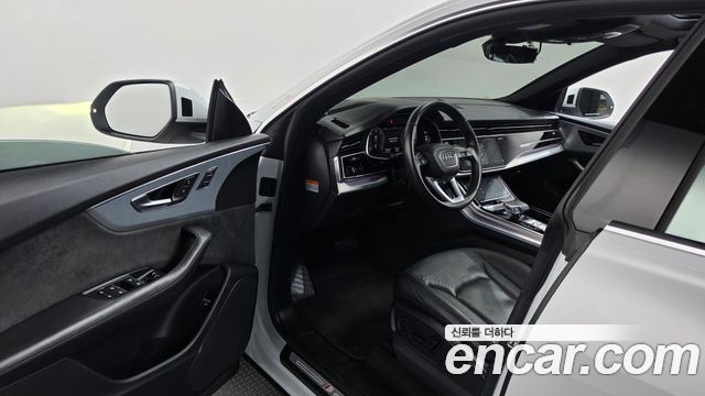 Audi Q8 (4M) 45 TDI Quattro Premium 2020 — фото 10