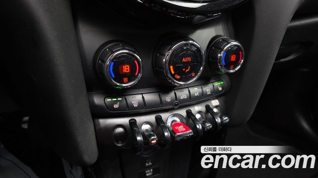 MINI Cooper 5-Door Classic Plus 3rd 2022 — фото 22