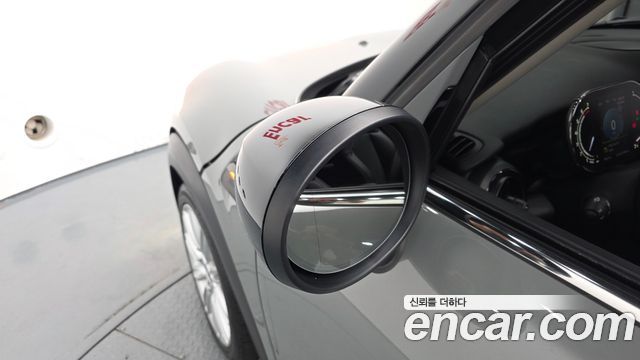 MINI Cooper 5-Door Classic Plus 3rd 2022 — фото 42