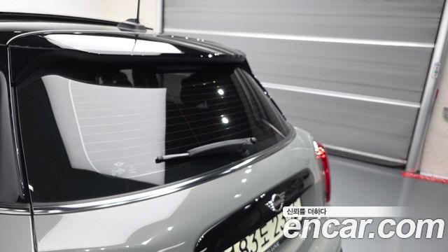 MINI Cooper 5-Door Classic Plus 3rd 2022 — фото 44