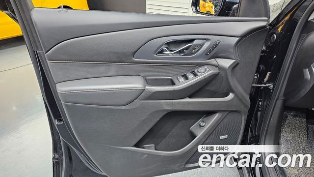 Chevrolet Traverse 3.6 AWD Redline 2020 — фото 24